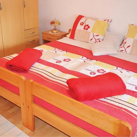 Two-bedroom In דירה פטרצ'אנה